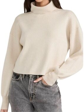 Good American Cream Ribbed
Mock Neck Sweater